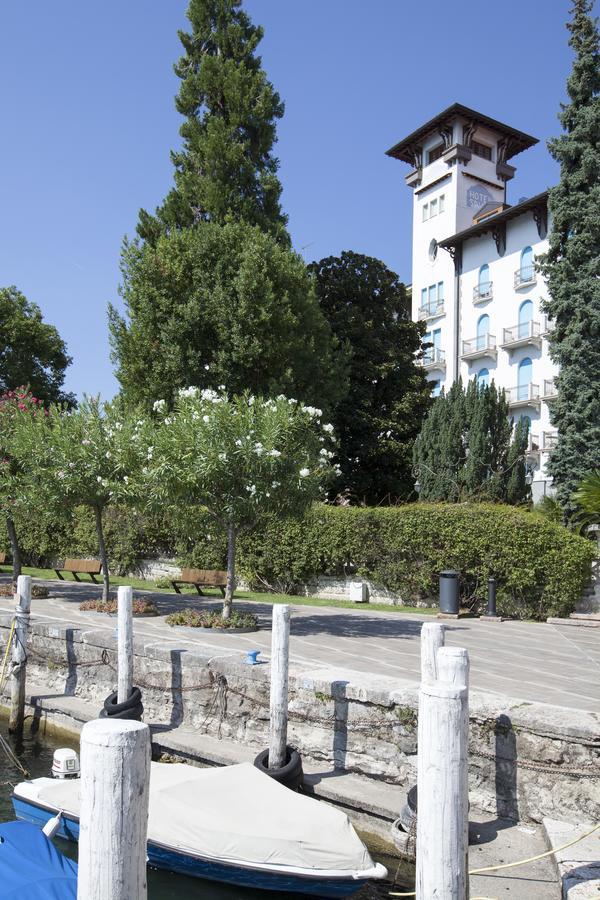 Hotel Savoy Palace Gardone Riviera Esterno foto
