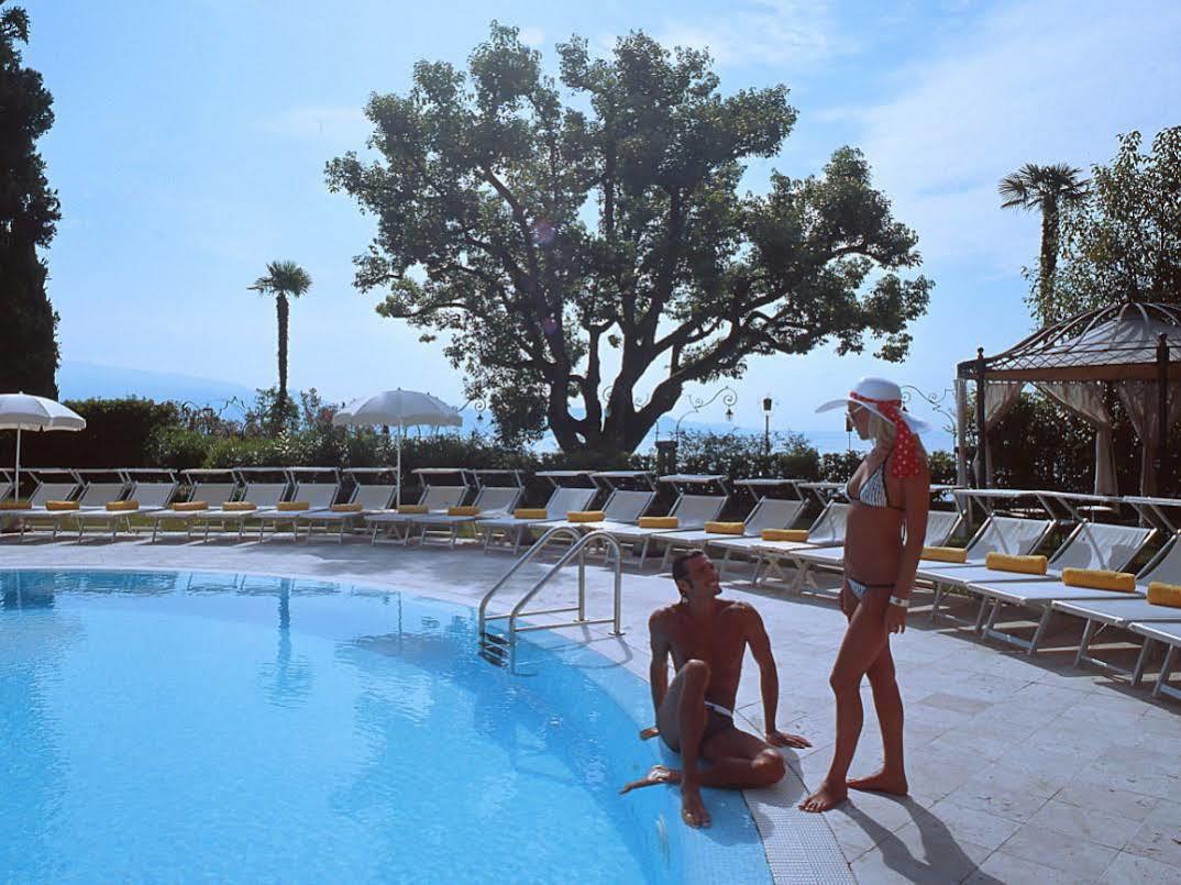 Hotel Savoy Palace Gardone Riviera Esterno foto