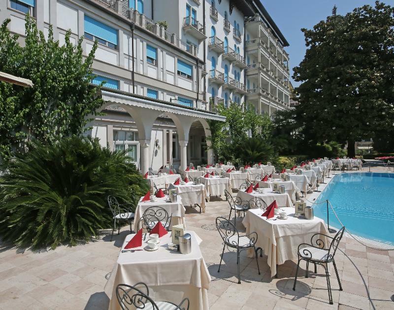 Hotel Savoy Palace Gardone Riviera Esterno foto